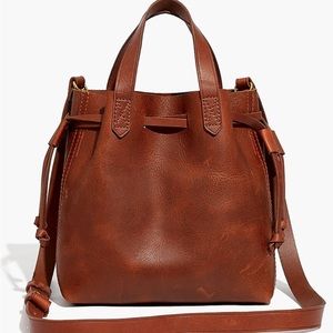 Madewell small drawstring transport bag in English Saddle